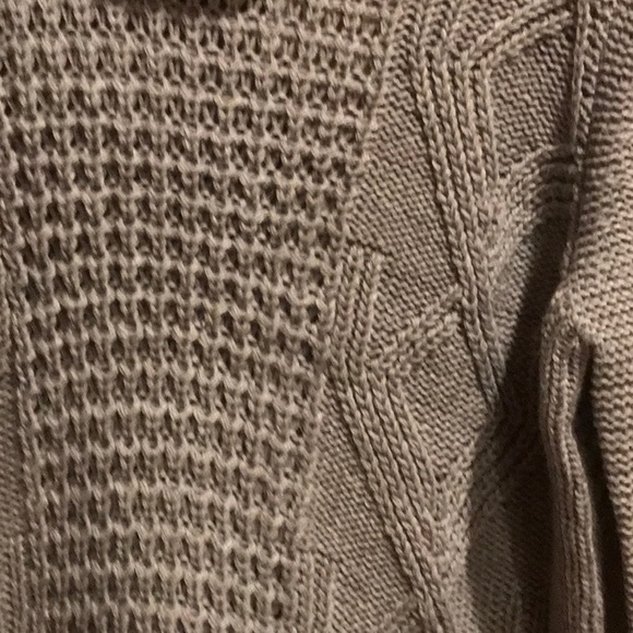 New Weatherproof sweater - Picture 2 of 6